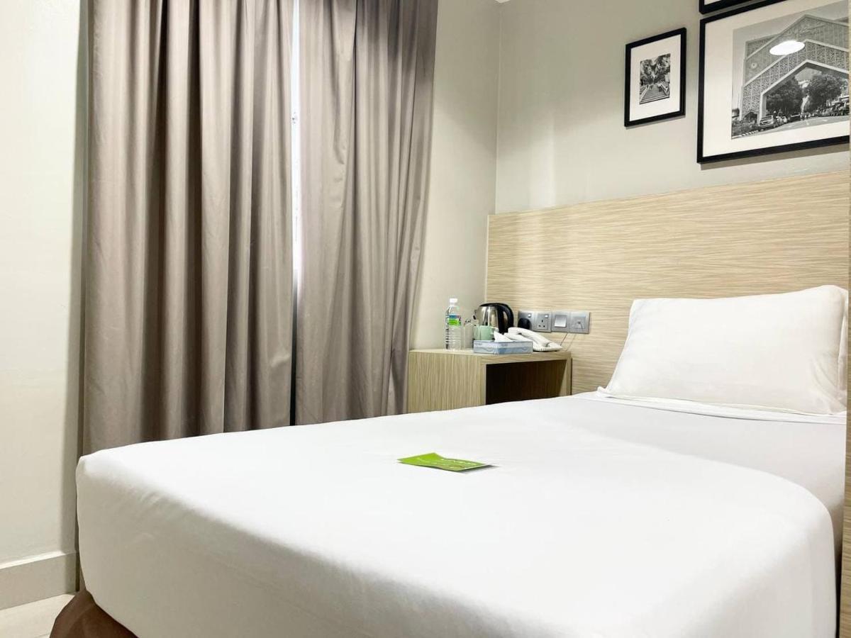 Hotel Living At Dsulaiman Near To Kampung Baru, Chow Kit, Kuala Lumpur Exterior photo