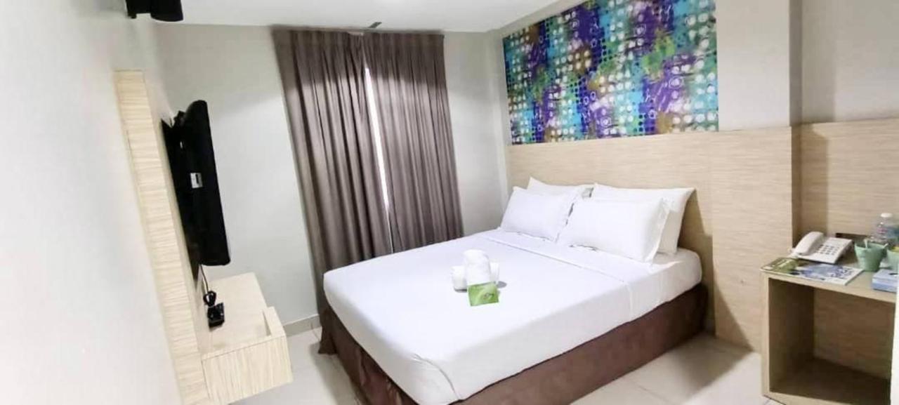 Hotel Living At Dsulaiman Near To Kampung Baru, Chow Kit, Kuala Lumpur Exterior photo